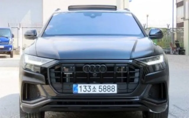 신불중고차 Q8 55 TFSI 콰트로 프리미엄 매물 사진 17 - 2024/08 7,123km